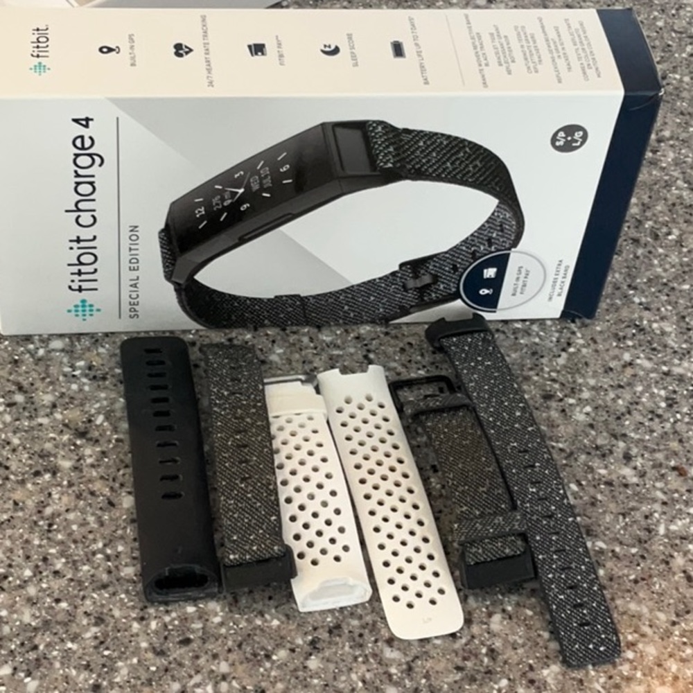 Women’s Fitbit Charge 4 Bands